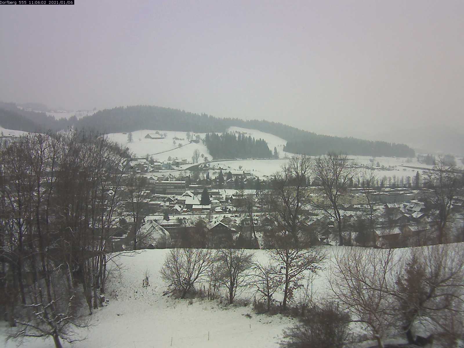 Webcam-Bild: Aussicht vom Dorfberg in Langnau 20210106-110601