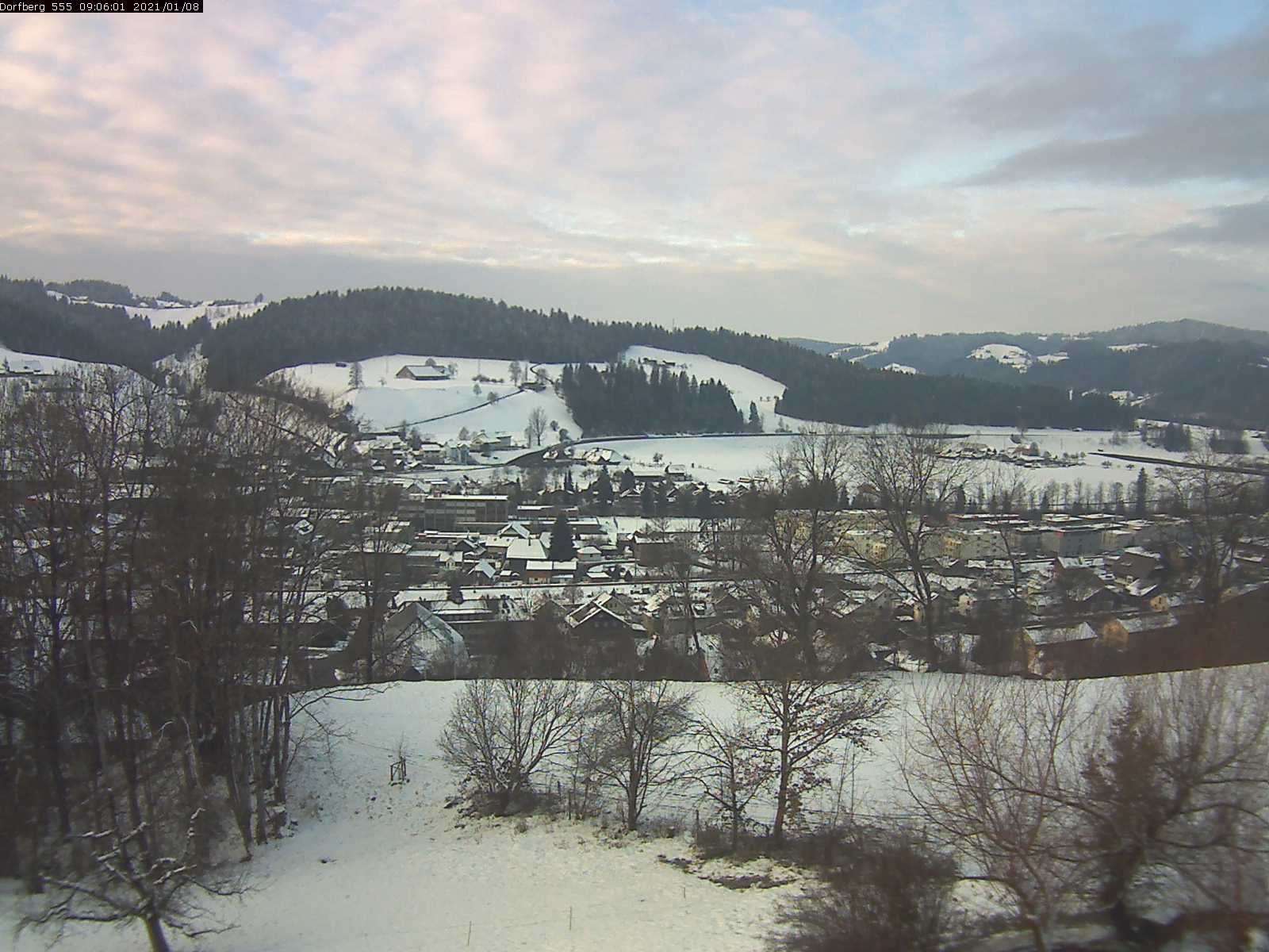 Webcam-Bild: Aussicht vom Dorfberg in Langnau 20210108-090601