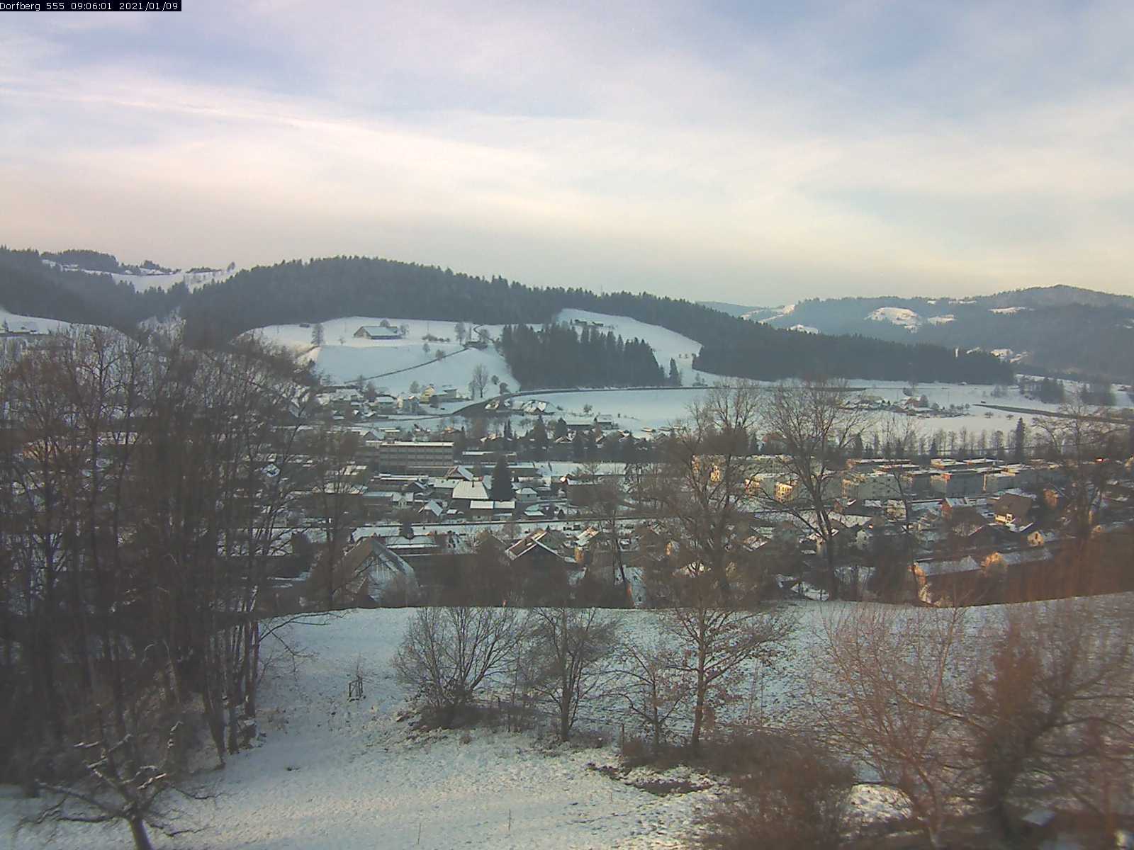 Webcam-Bild: Aussicht vom Dorfberg in Langnau 20210109-090601