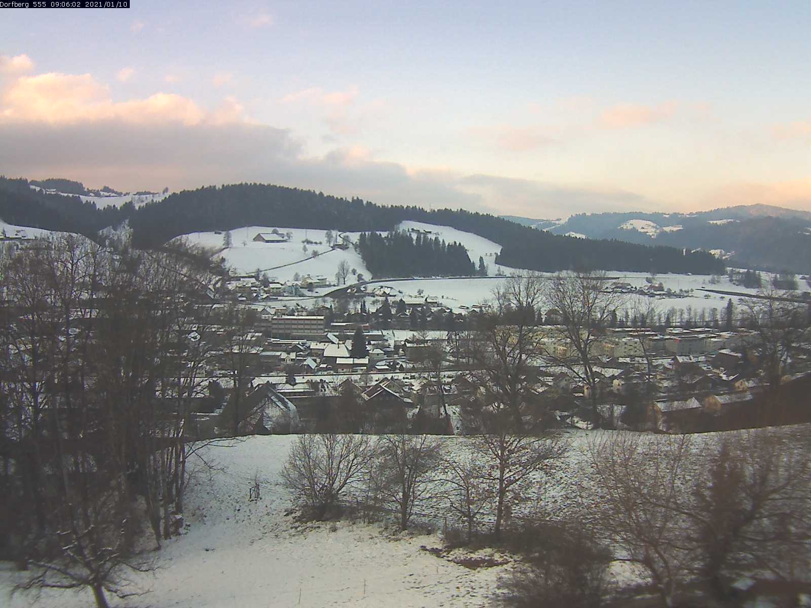 Webcam-Bild: Aussicht vom Dorfberg in Langnau 20210110-090601
