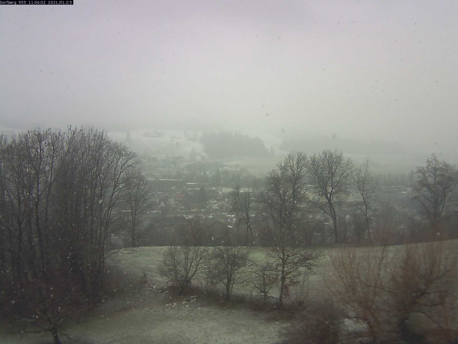 Webcam-Bild: Aussicht vom Dorfberg in Langnau 20210115-110601