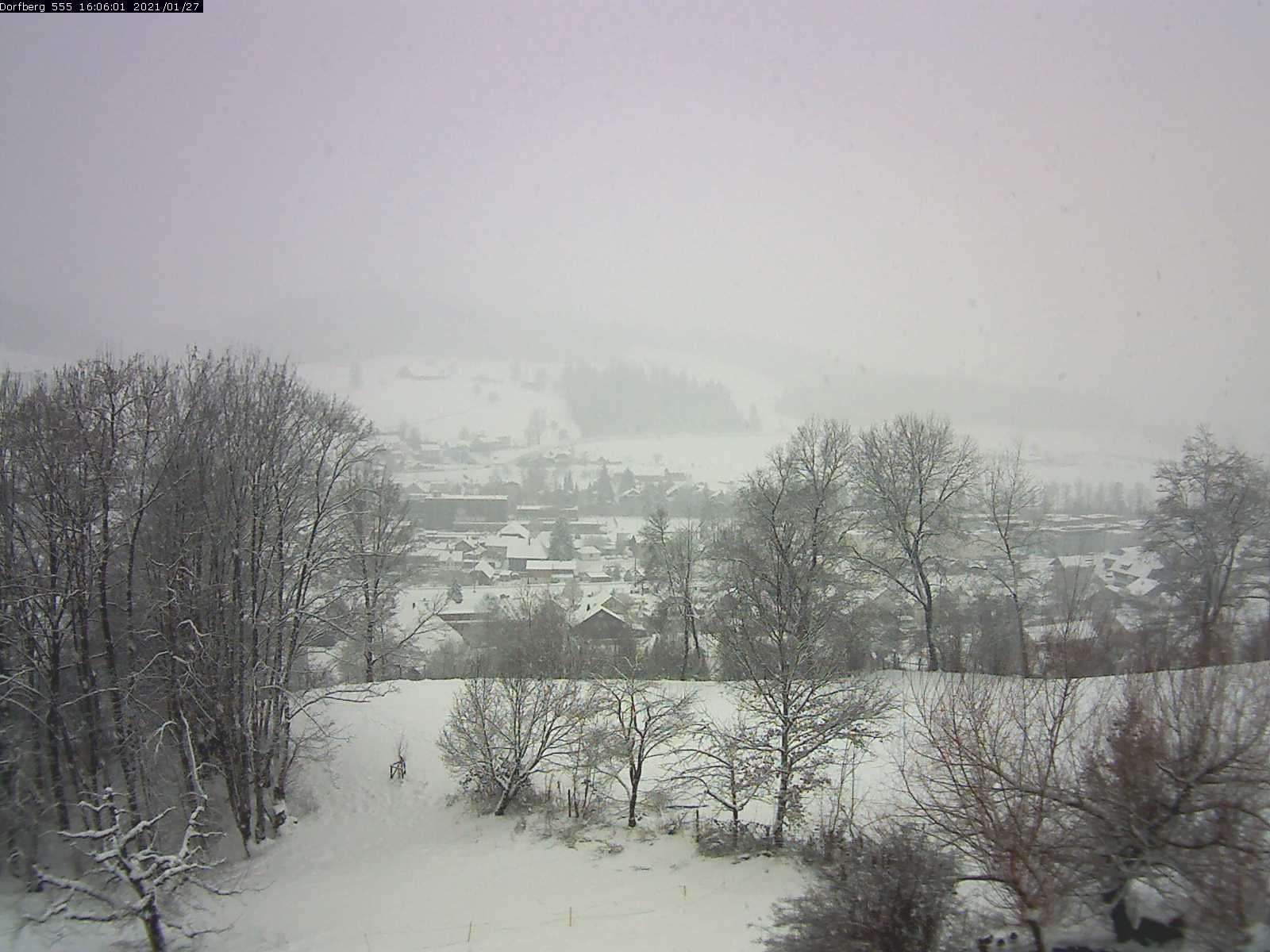 Webcam-Bild: Aussicht vom Dorfberg in Langnau 20210127-160601