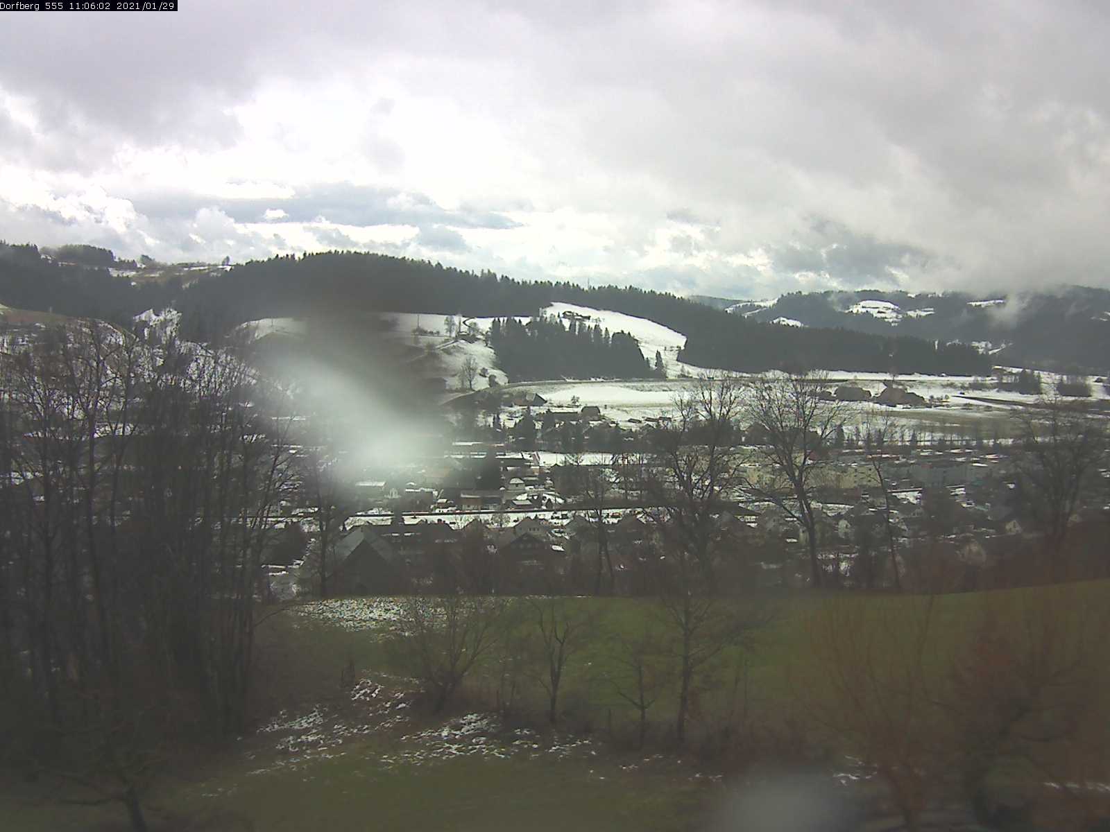 Webcam-Bild: Aussicht vom Dorfberg in Langnau 20210129-110601