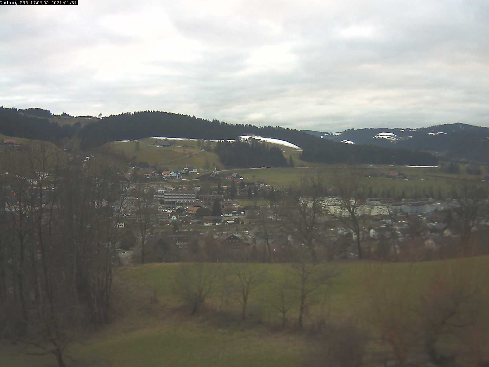 Webcam-Bild: Aussicht vom Dorfberg in Langnau 20210131-170601