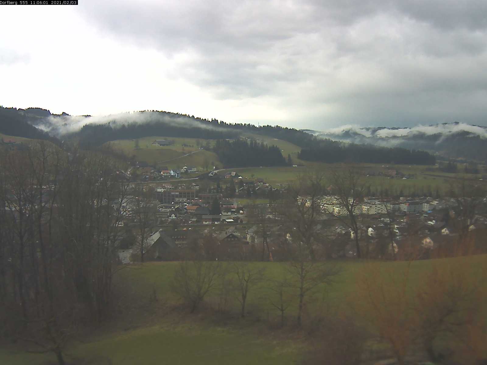 Webcam-Bild: Aussicht vom Dorfberg in Langnau 20210203-110601