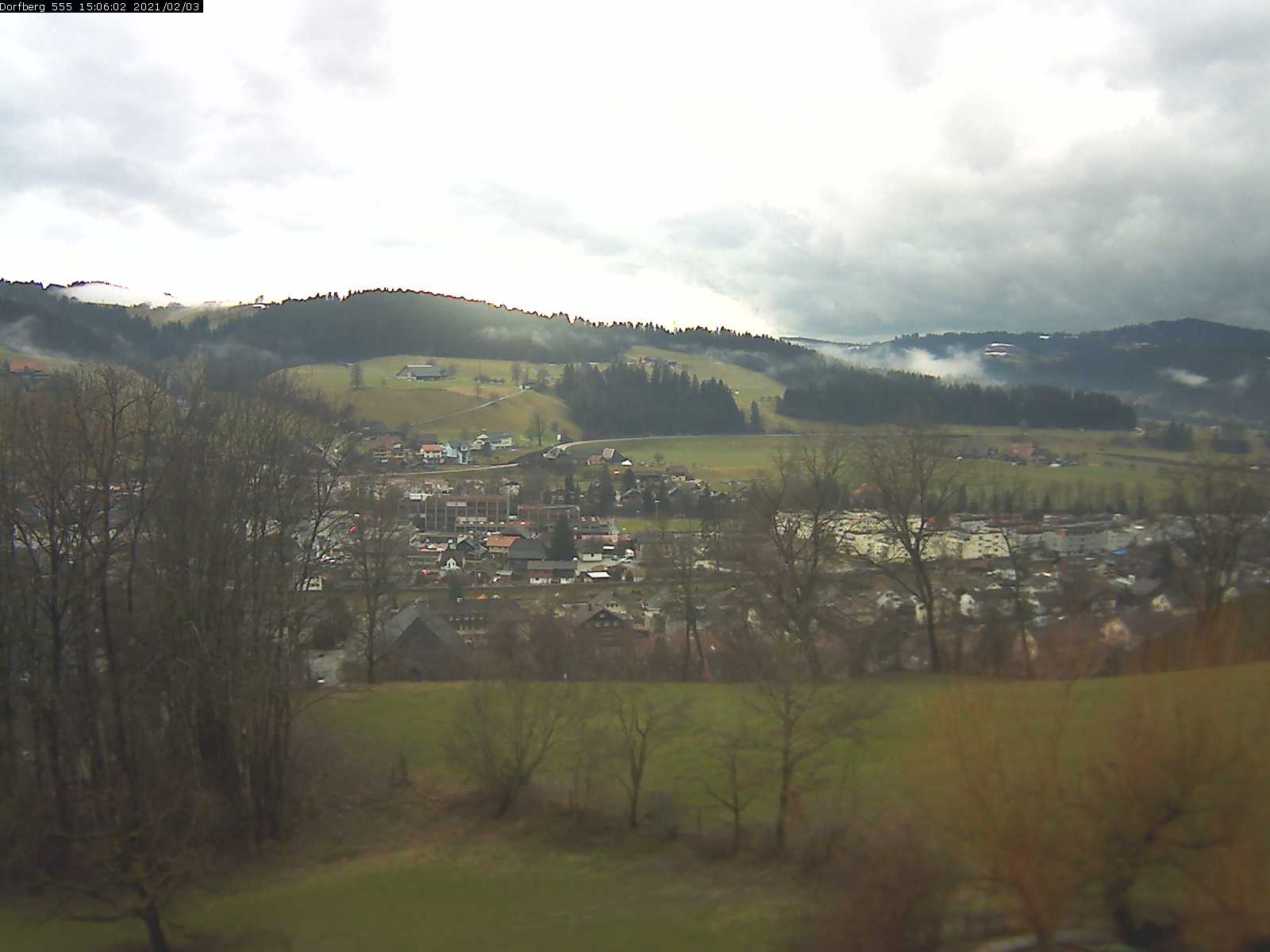 Webcam-Bild: Aussicht vom Dorfberg in Langnau 20210203-150601
