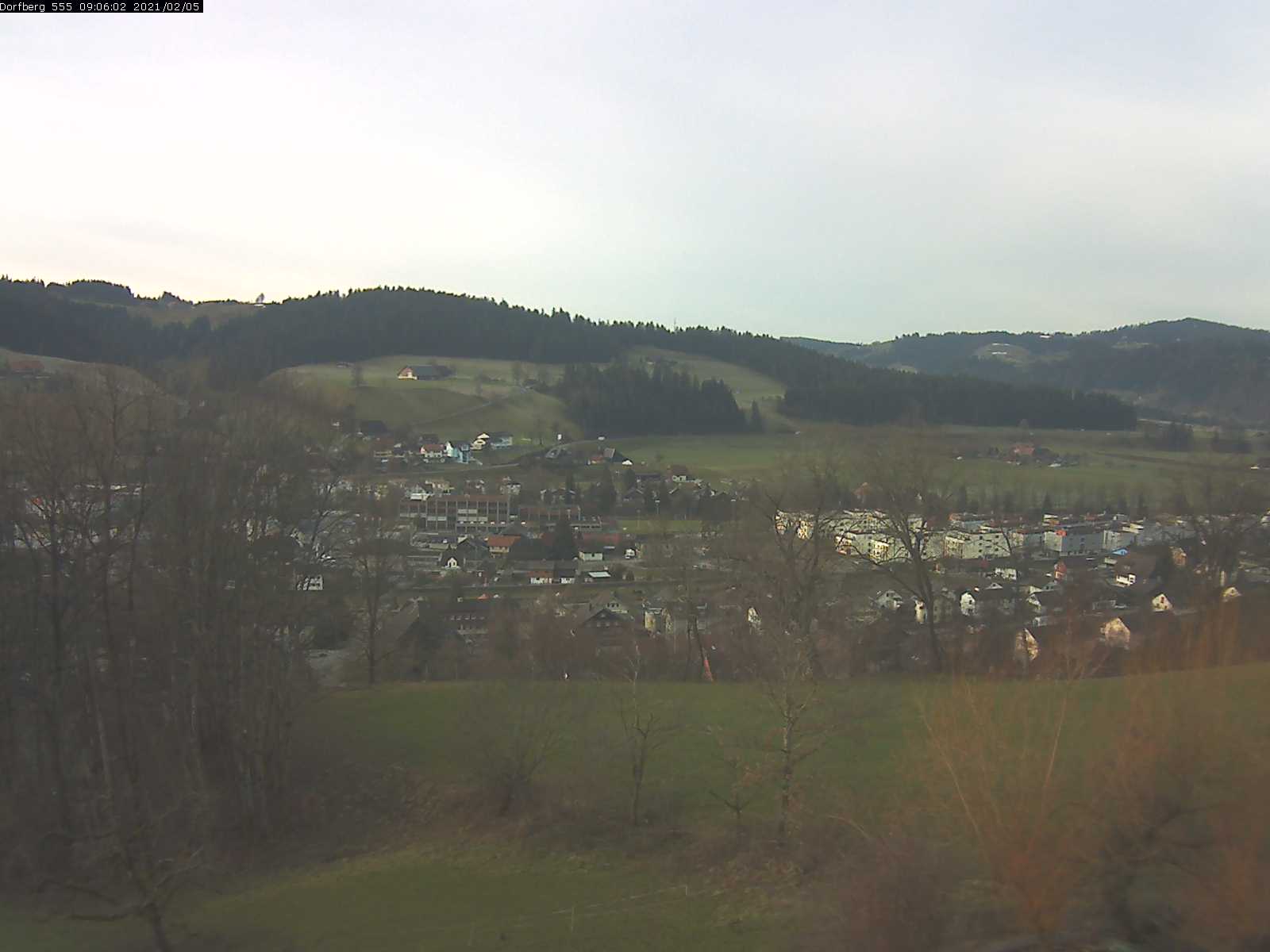 Webcam-Bild: Aussicht vom Dorfberg in Langnau 20210205-090601