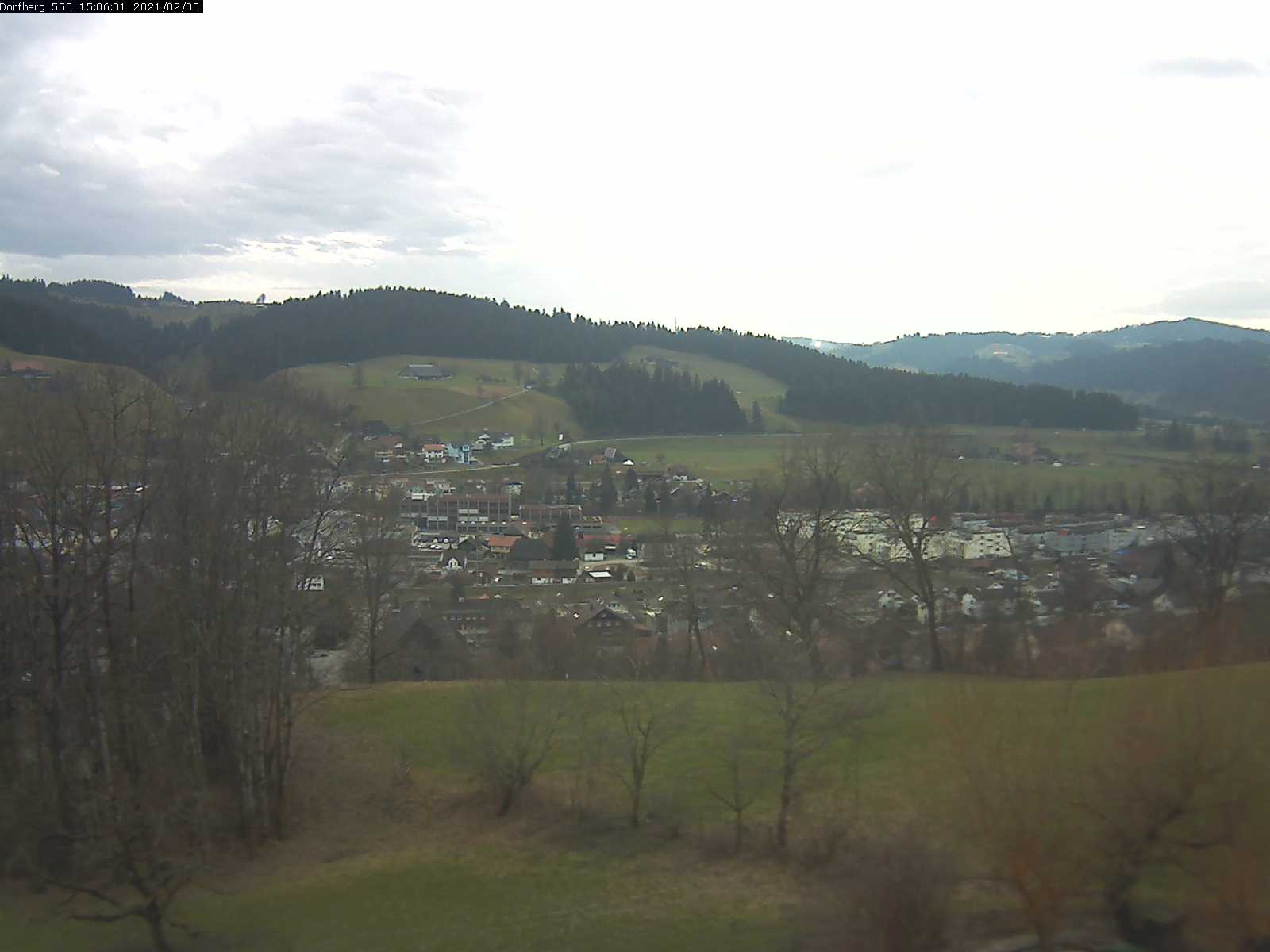 Webcam-Bild: Aussicht vom Dorfberg in Langnau 20210205-150601
