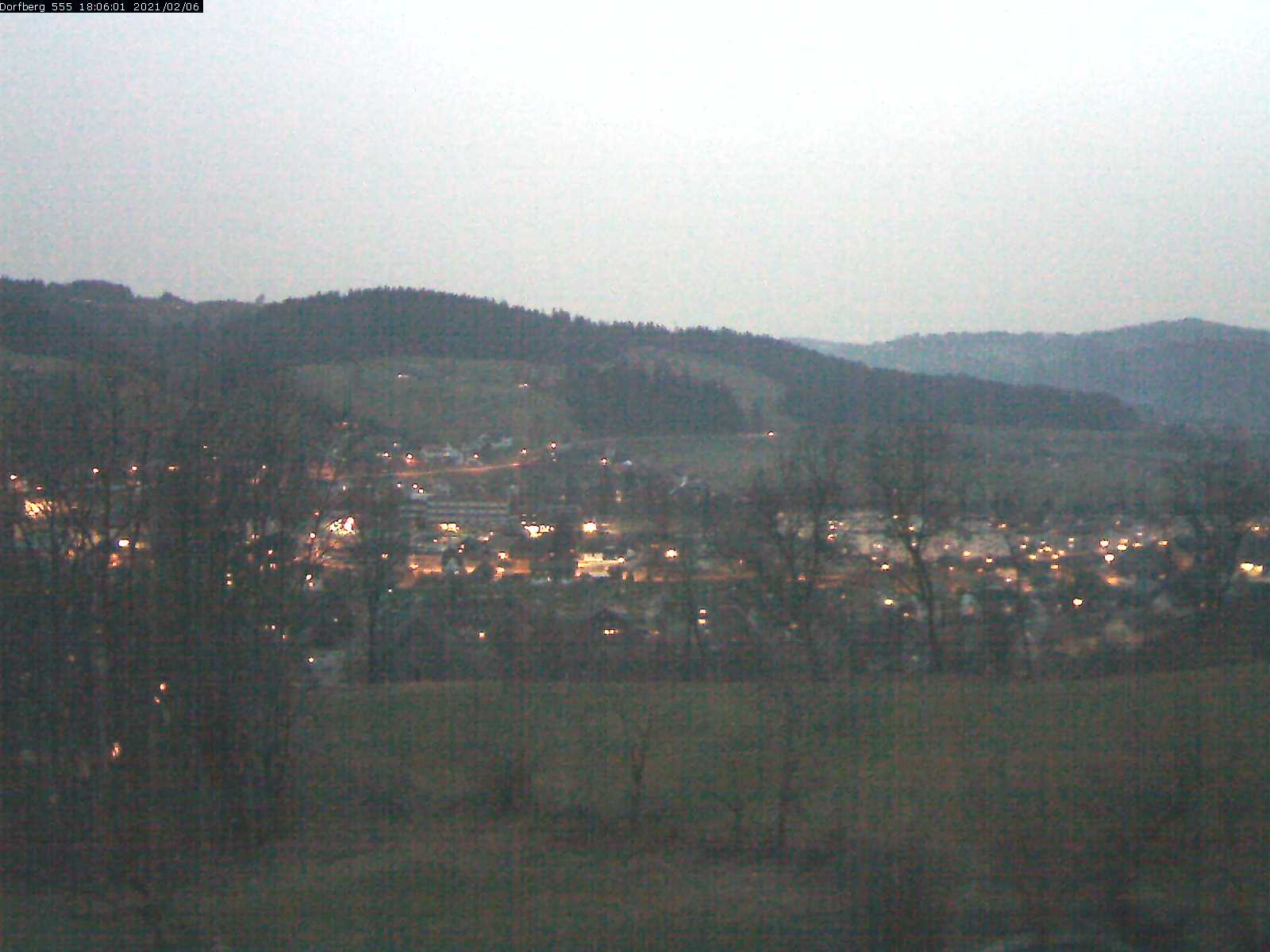 Webcam-Bild: Aussicht vom Dorfberg in Langnau 20210206-180601