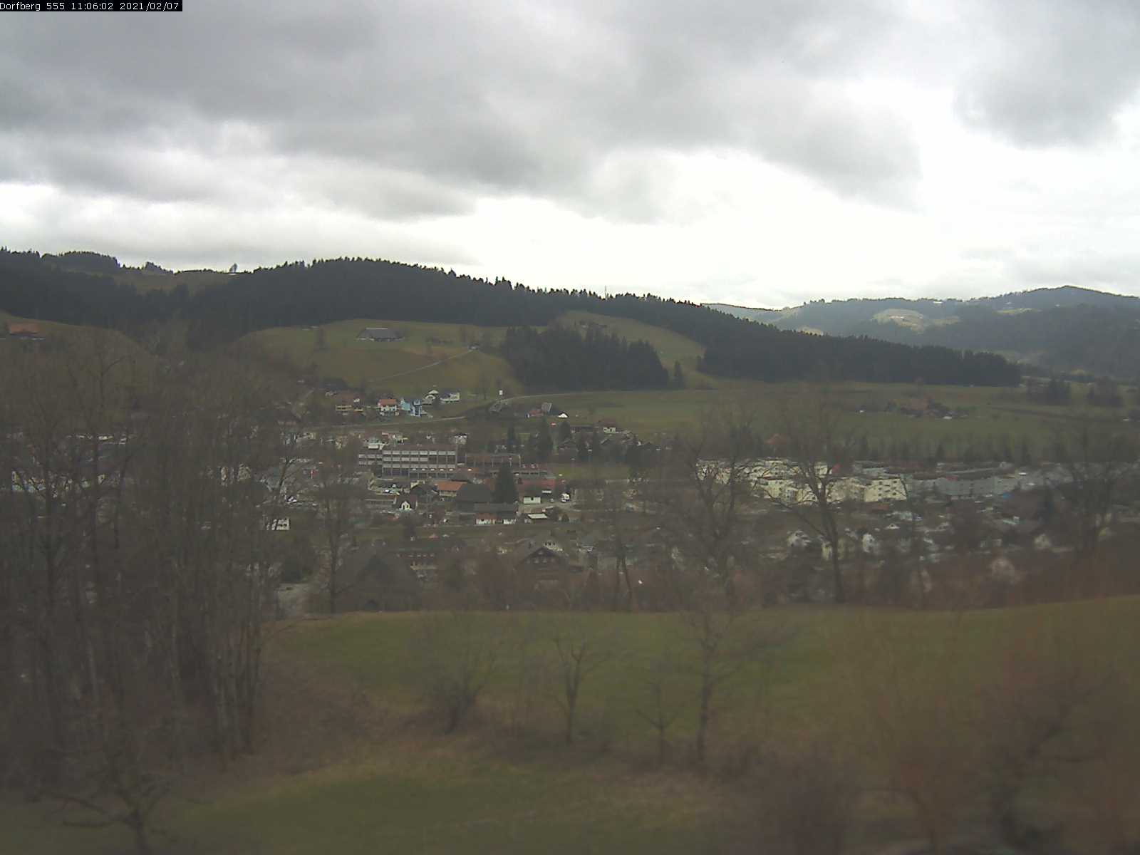 Webcam-Bild: Aussicht vom Dorfberg in Langnau 20210207-110601