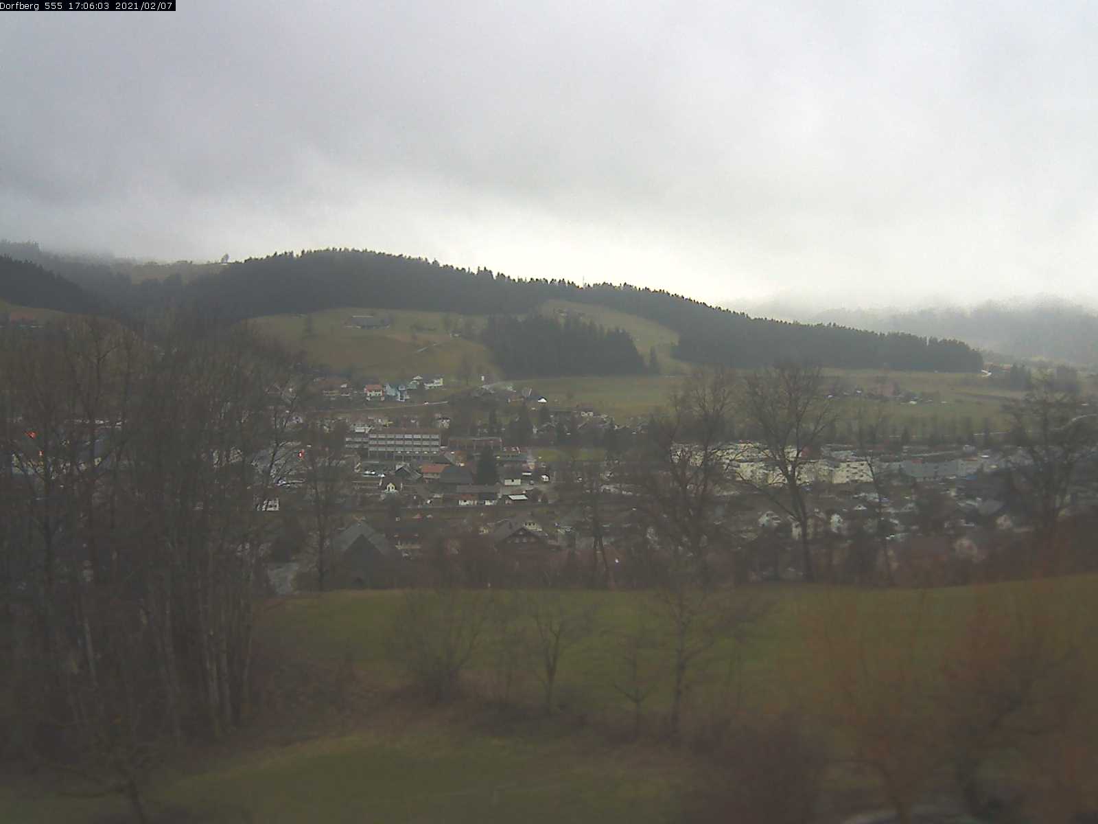 Webcam-Bild: Aussicht vom Dorfberg in Langnau 20210207-170601