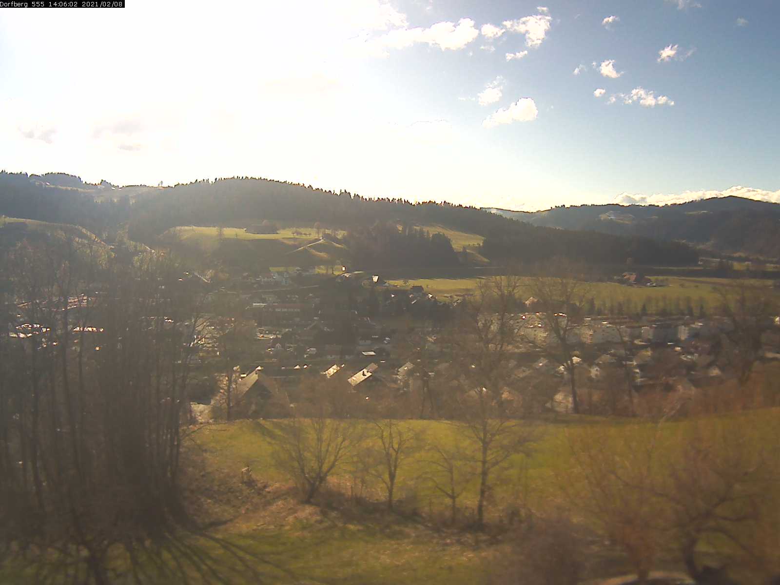 Webcam-Bild: Aussicht vom Dorfberg in Langnau 20210208-140601