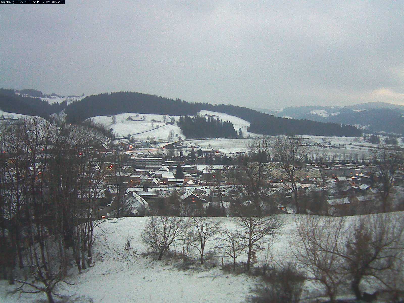 Webcam-Bild: Aussicht vom Dorfberg in Langnau 20210213-180601