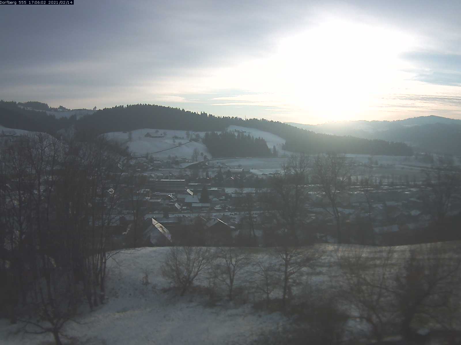 Webcam-Bild: Aussicht vom Dorfberg in Langnau 20210214-170601
