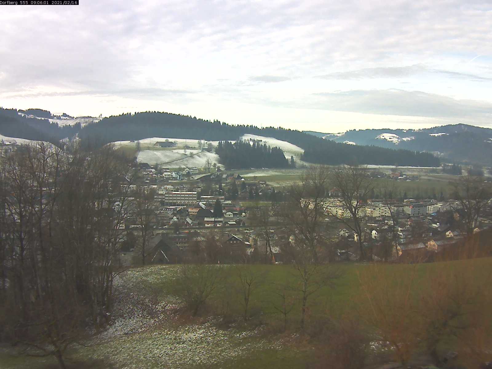 Webcam-Bild: Aussicht vom Dorfberg in Langnau 20210216-090601