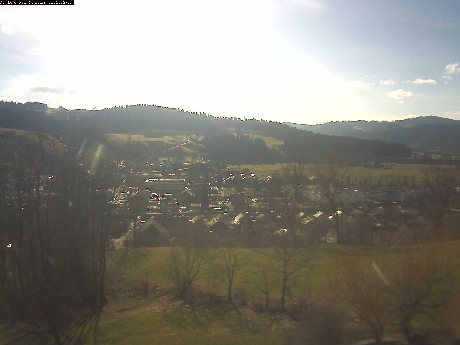 Webcam-Bild: Aussicht vom Dorfberg in Langnau 20210217-150601