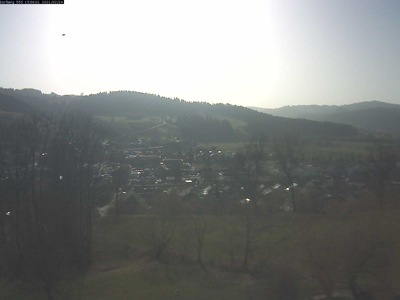 Webcam-Bild: Aussicht vom Dorfberg in Langnau 20210224-150601