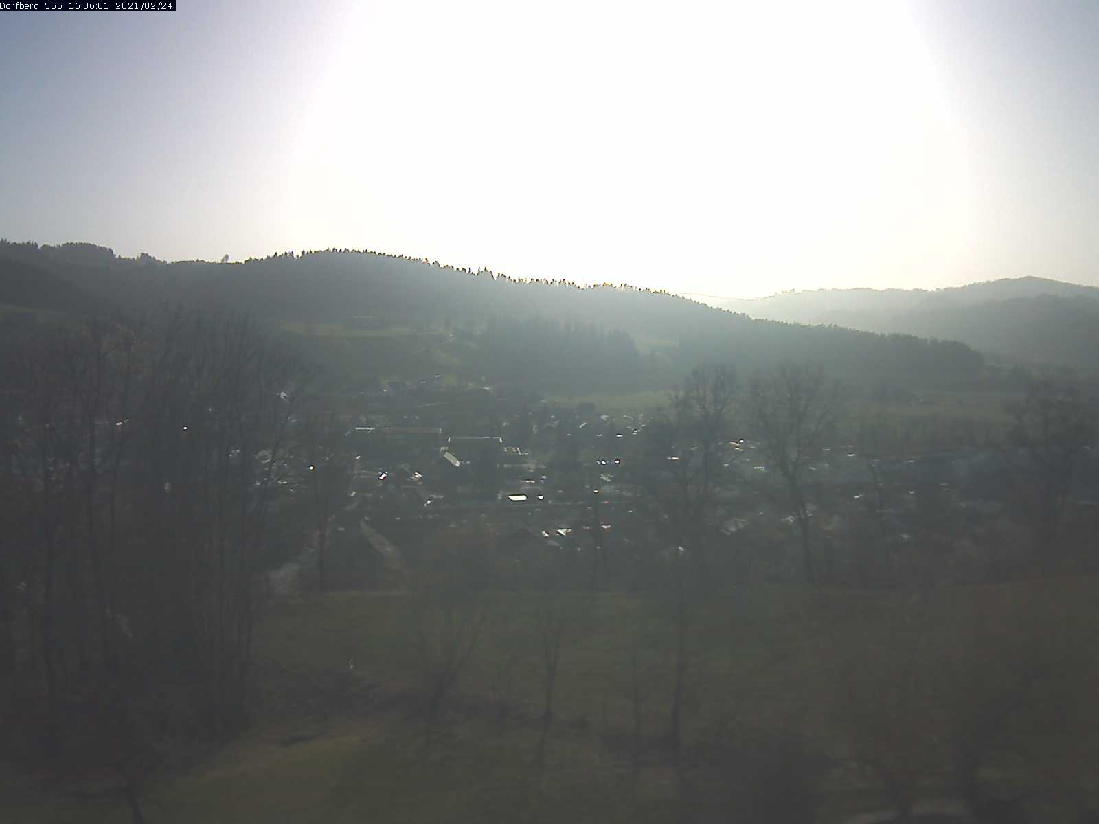 Webcam-Bild: Aussicht vom Dorfberg in Langnau 20210224-160601