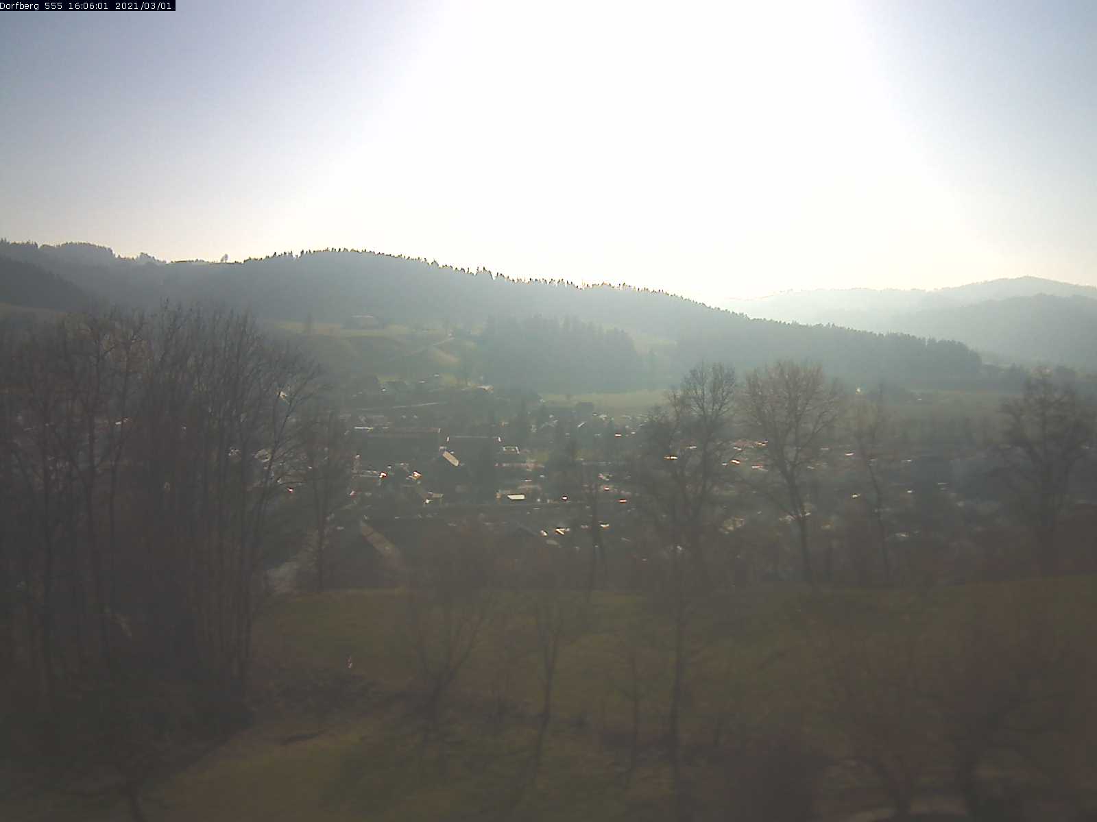 Webcam-Bild: Aussicht vom Dorfberg in Langnau 20210301-160601