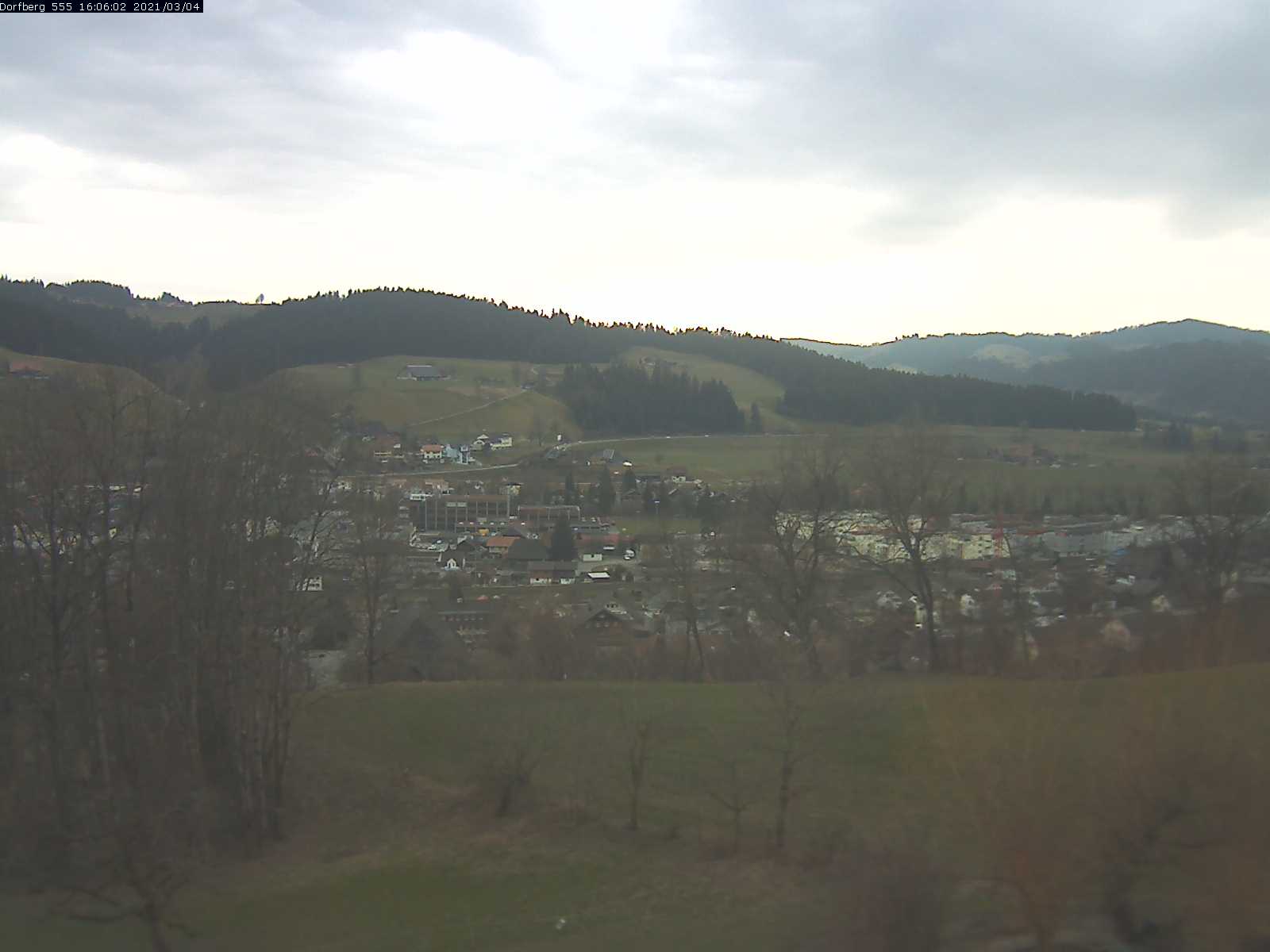 Webcam-Bild: Aussicht vom Dorfberg in Langnau 20210304-160601