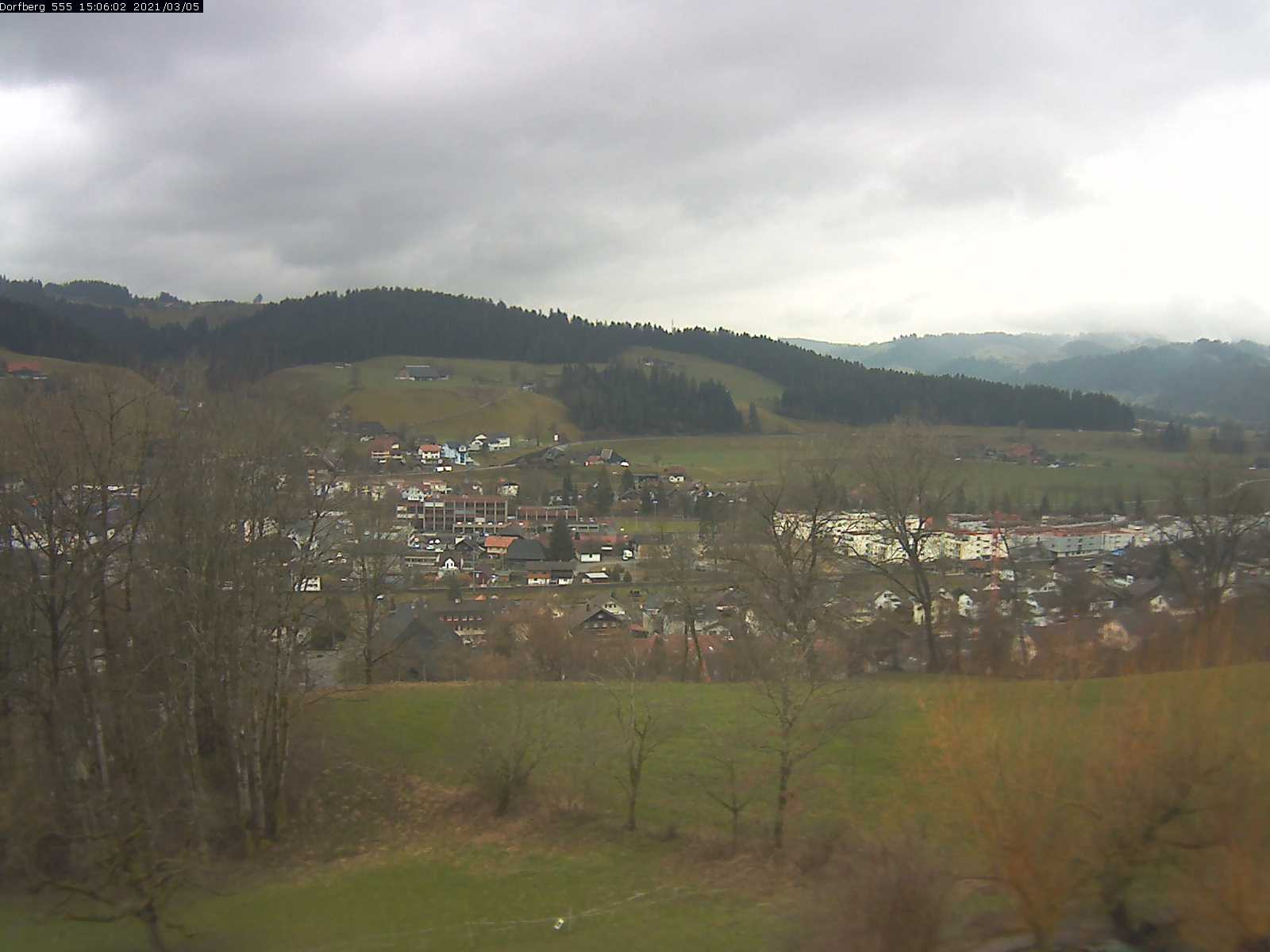 Webcam-Bild: Aussicht vom Dorfberg in Langnau 20210305-150601