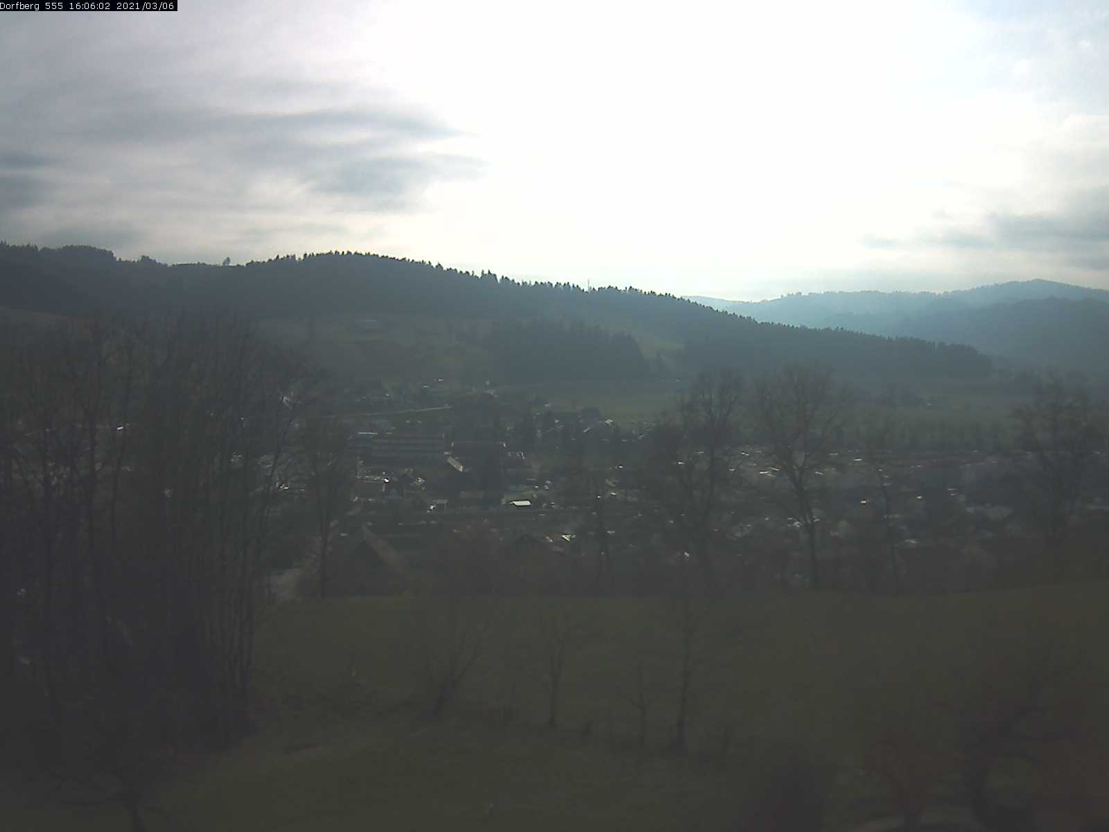 Webcam-Bild: Aussicht vom Dorfberg in Langnau 20210306-160601
