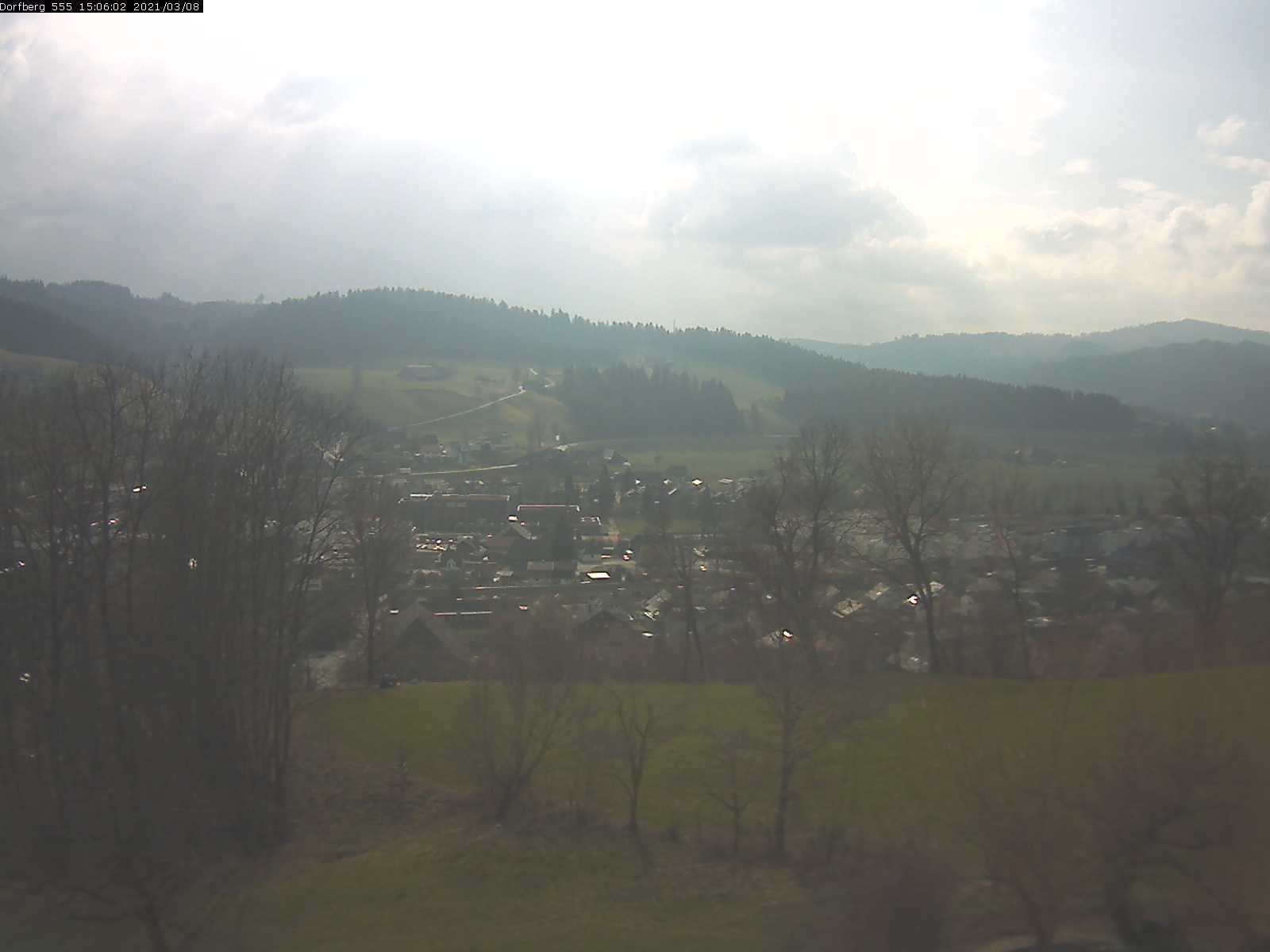 Webcam-Bild: Aussicht vom Dorfberg in Langnau 20210308-150601