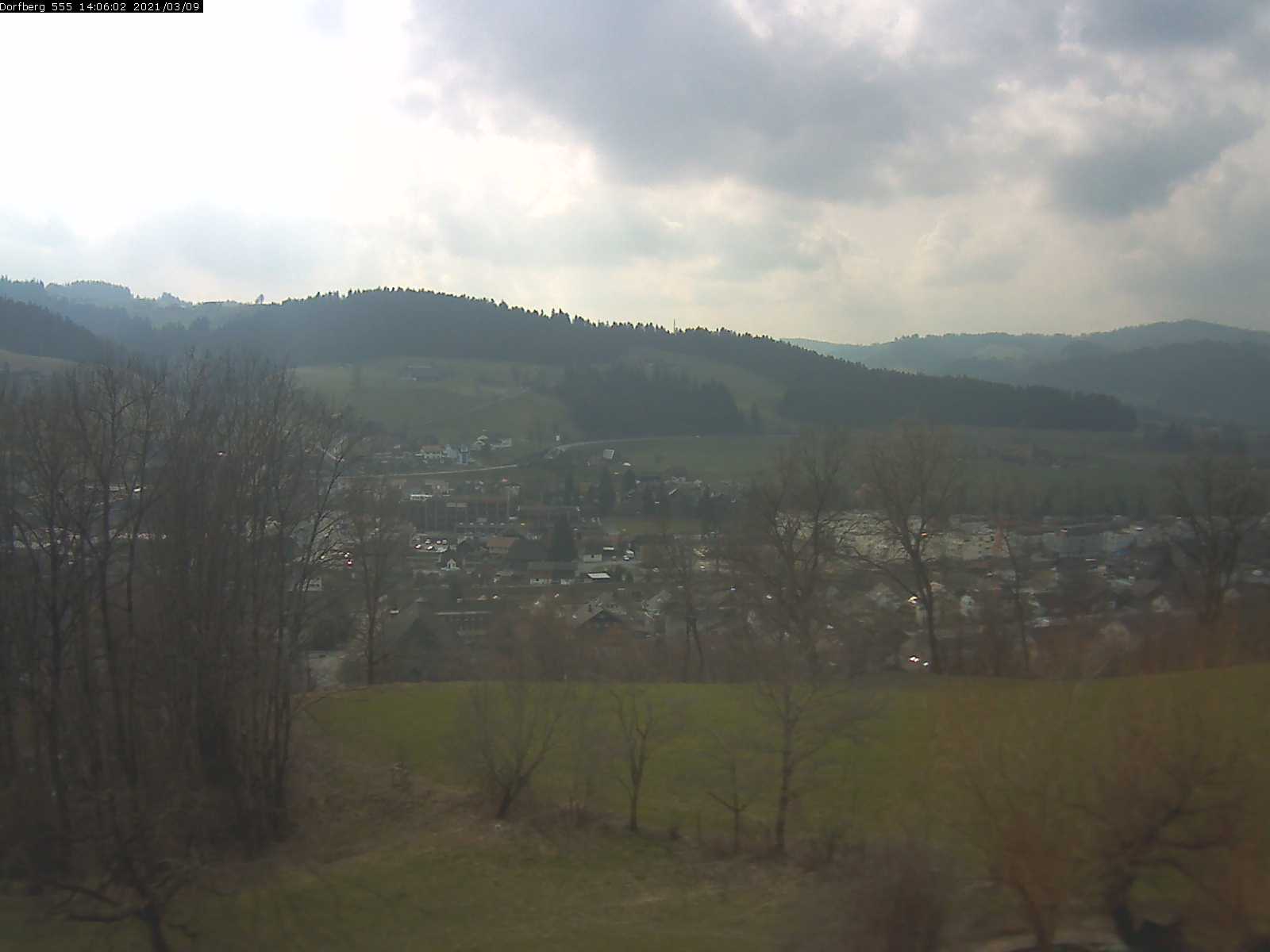Webcam-Bild: Aussicht vom Dorfberg in Langnau 20210309-140601