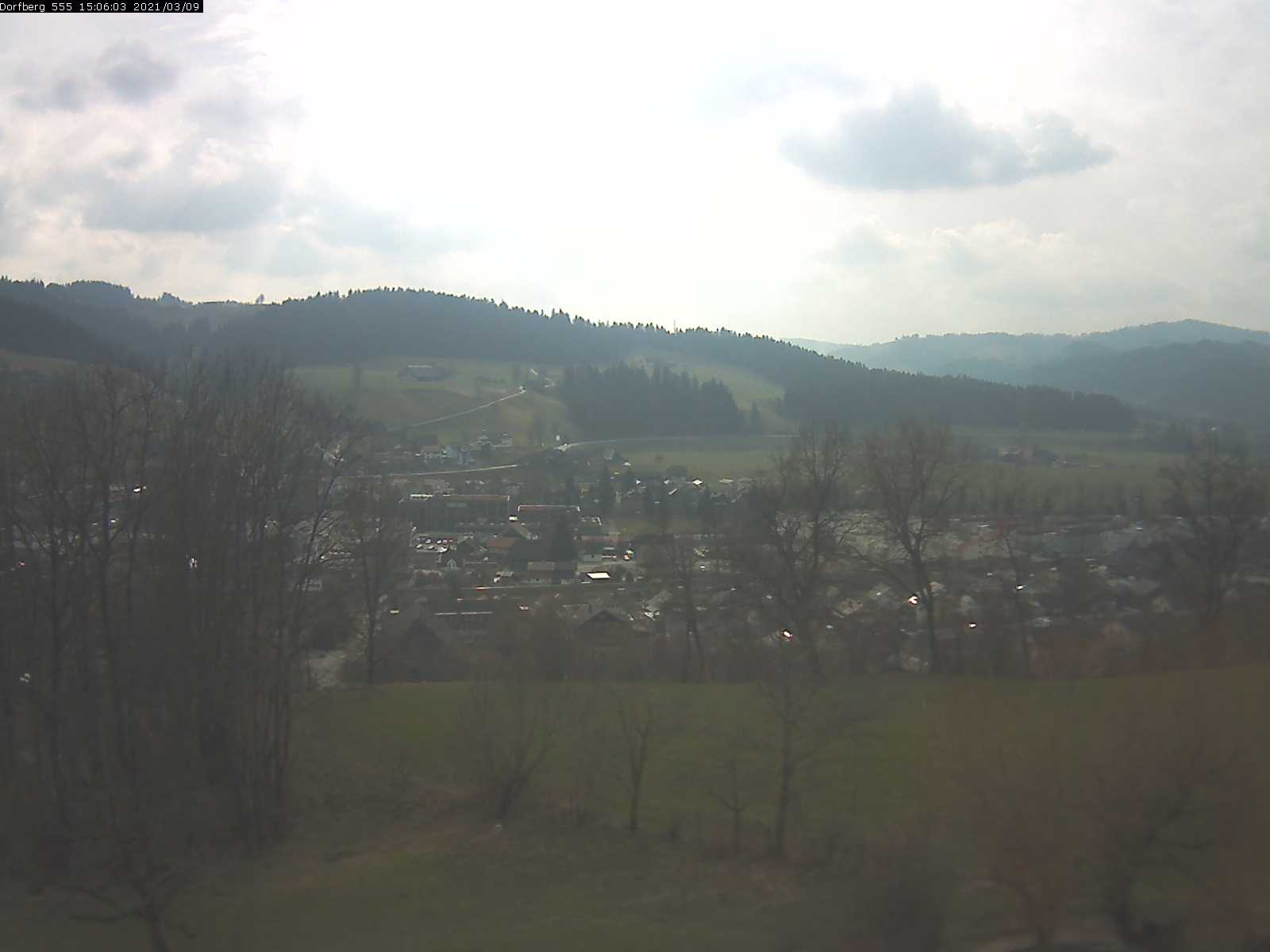 Webcam-Bild: Aussicht vom Dorfberg in Langnau 20210309-150601