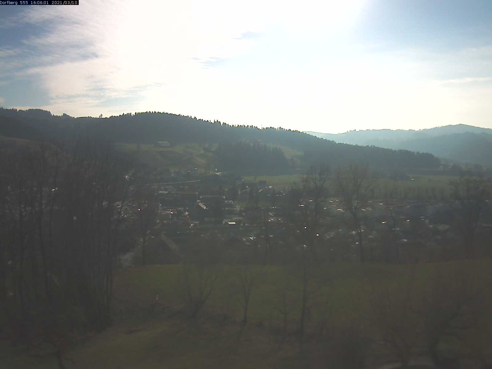 Webcam-Bild: Aussicht vom Dorfberg in Langnau 20210310-160601