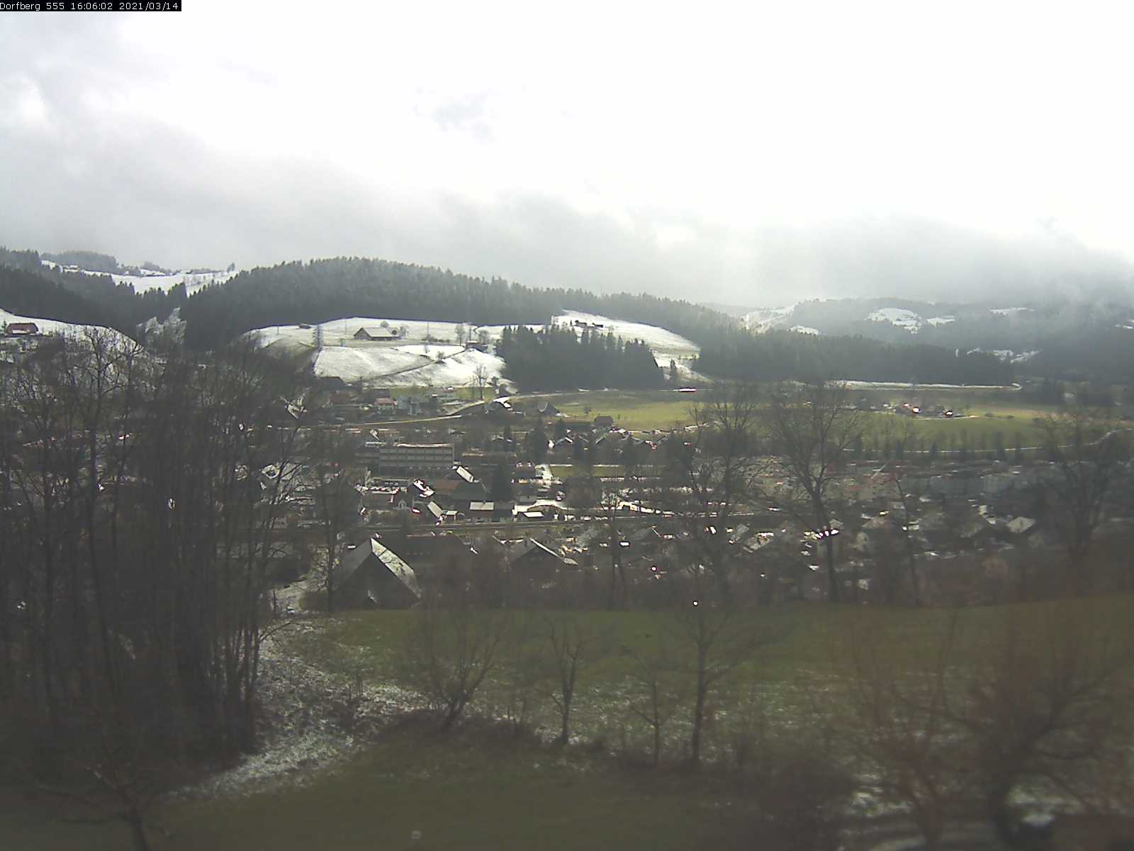 Webcam-Bild: Aussicht vom Dorfberg in Langnau 20210314-160601