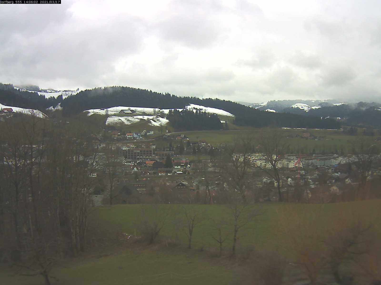 Webcam-Bild: Aussicht vom Dorfberg in Langnau 20210317-140601
