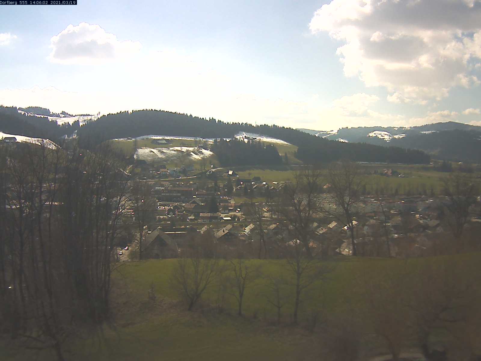 Webcam-Bild: Aussicht vom Dorfberg in Langnau 20210319-140601