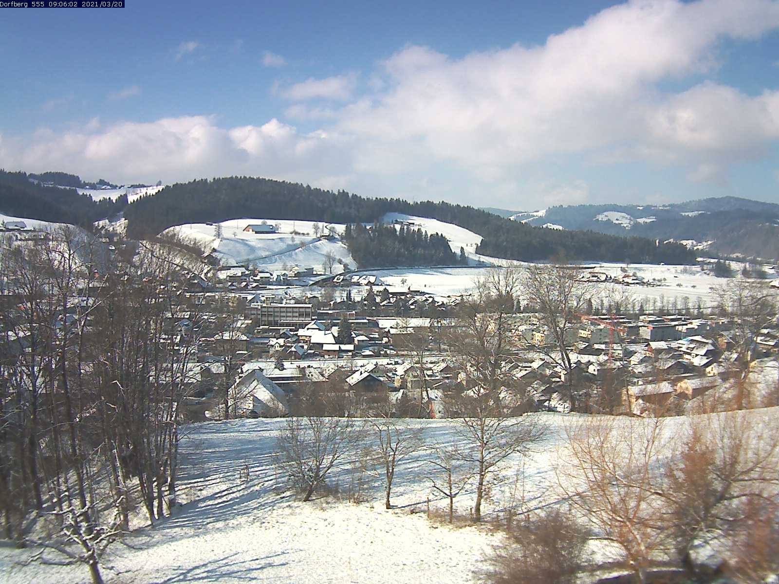 Webcam-Bild: Aussicht vom Dorfberg in Langnau 20210320-090601