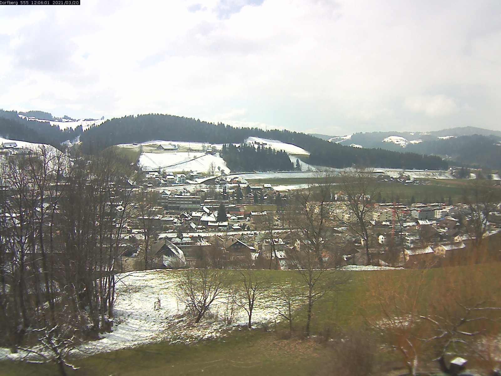 Webcam-Bild: Aussicht vom Dorfberg in Langnau 20210320-120601