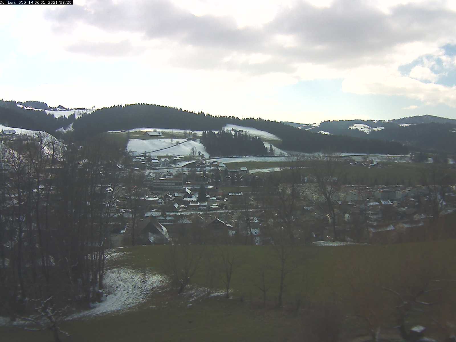 Webcam-Bild: Aussicht vom Dorfberg in Langnau 20210320-140601