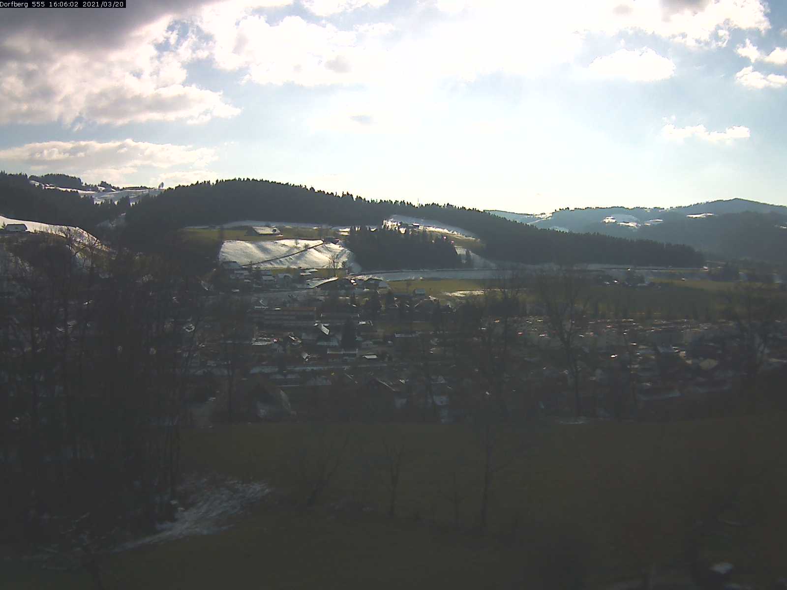 Webcam-Bild: Aussicht vom Dorfberg in Langnau 20210320-160601
