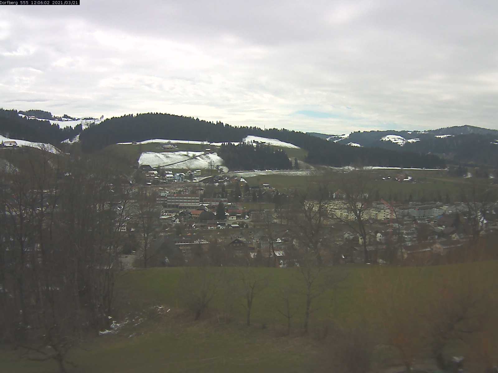 Webcam-Bild: Aussicht vom Dorfberg in Langnau 20210321-120601