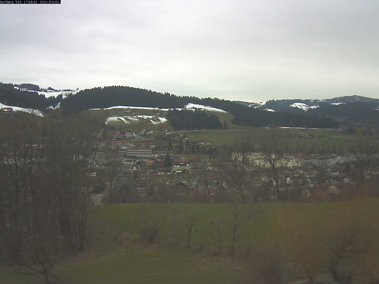 Webcam-Bild: Aussicht vom Dorfberg in Langnau 20210321-170601