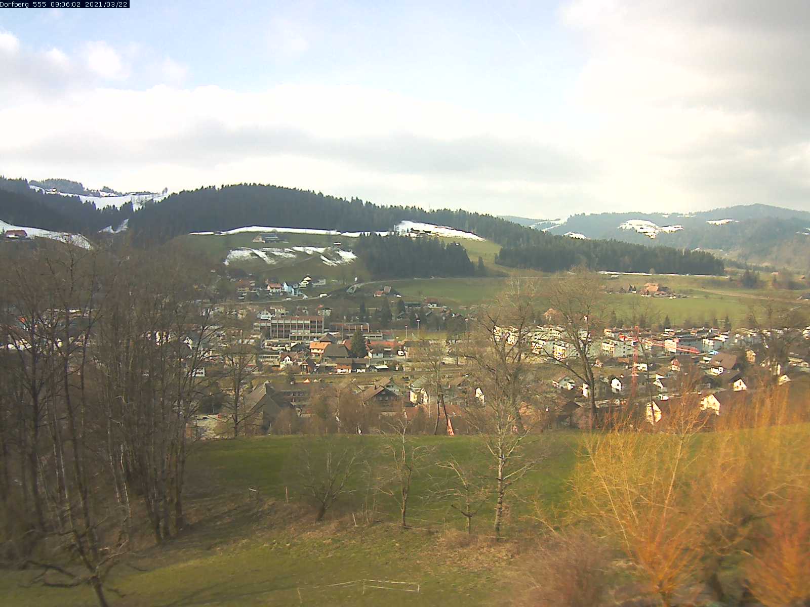 Webcam-Bild: Aussicht vom Dorfberg in Langnau 20210322-090601