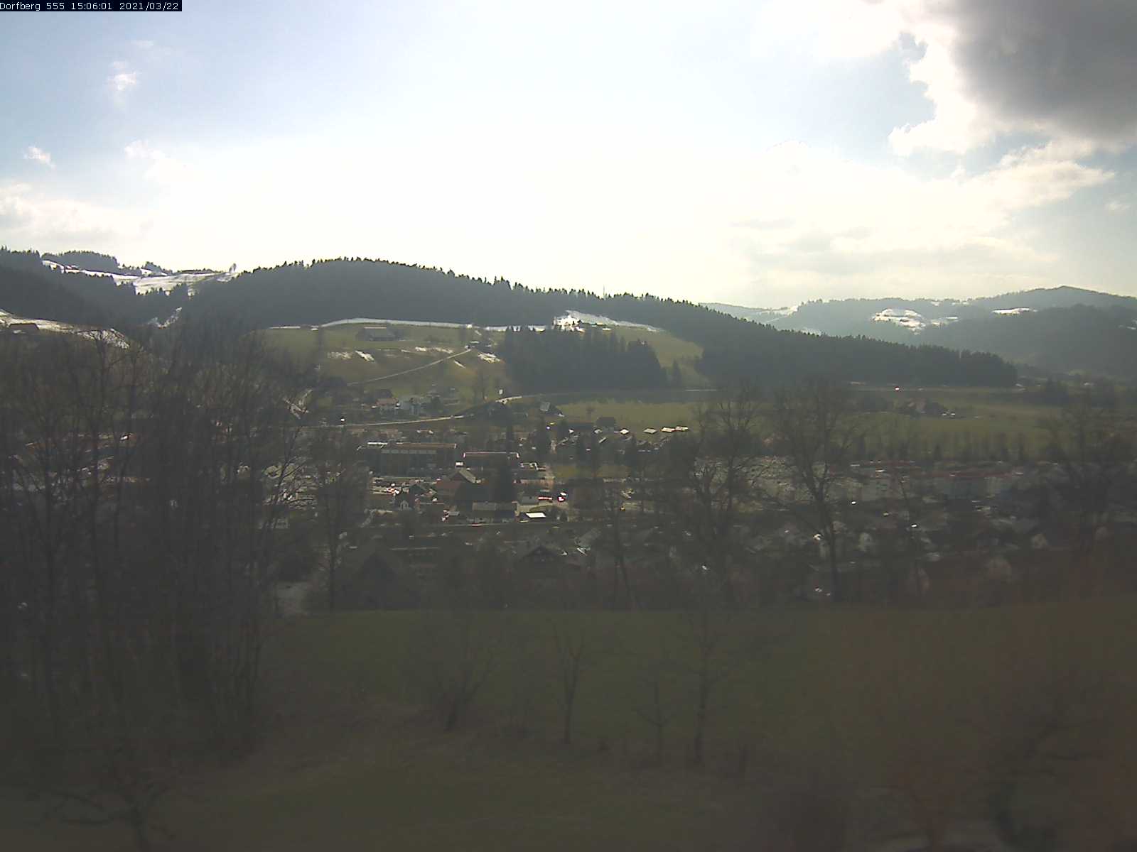 Webcam-Bild: Aussicht vom Dorfberg in Langnau 20210322-150601