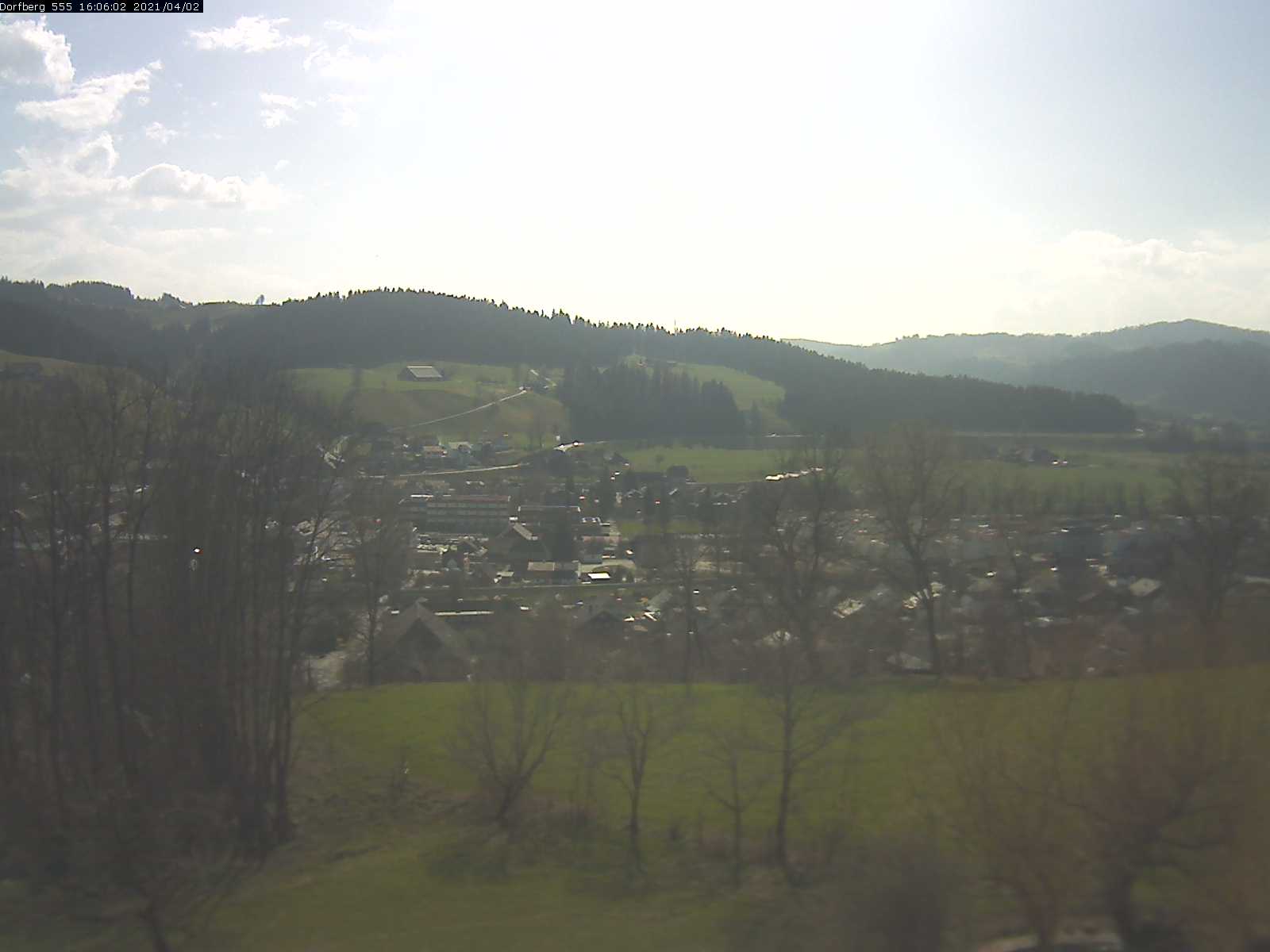 Webcam-Bild: Aussicht vom Dorfberg in Langnau 20210402-160601