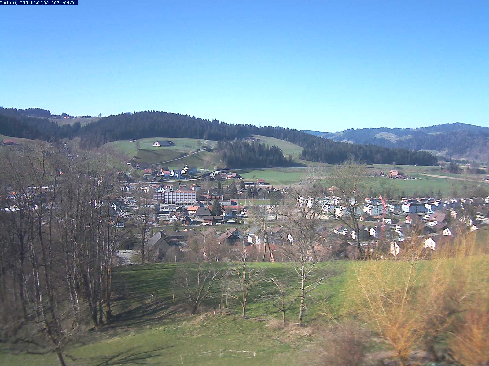 Webcam-Bild: Aussicht vom Dorfberg in Langnau 20210404-100601