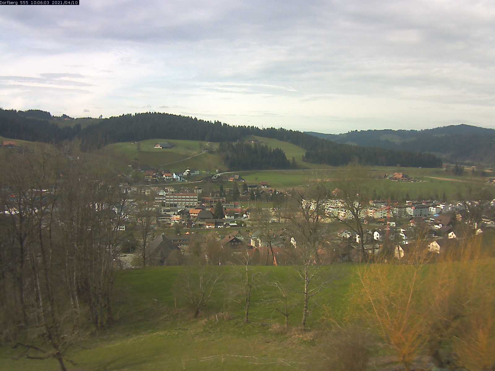 Webcam-Bild: Aussicht vom Dorfberg in Langnau 20210410-100601