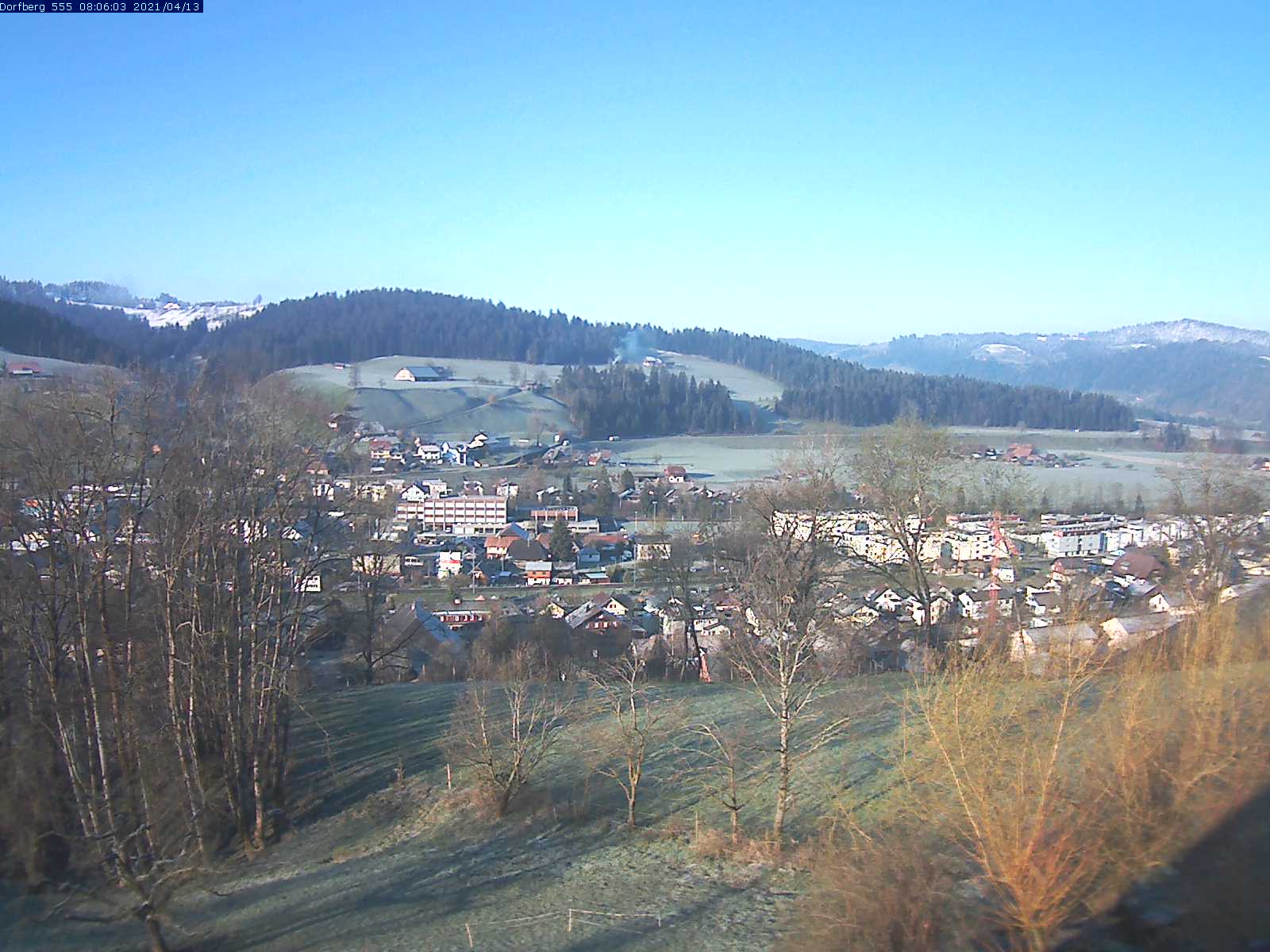 Webcam-Bild: Aussicht vom Dorfberg in Langnau 20210413-080601