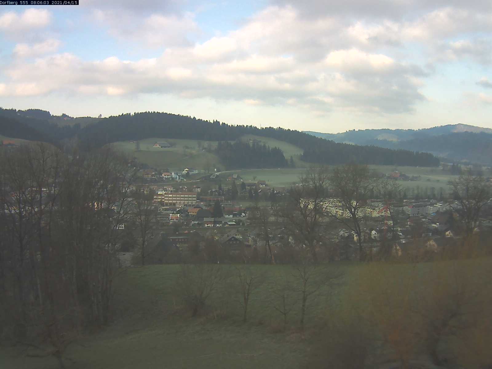 Webcam-Bild: Aussicht vom Dorfberg in Langnau 20210415-080601
