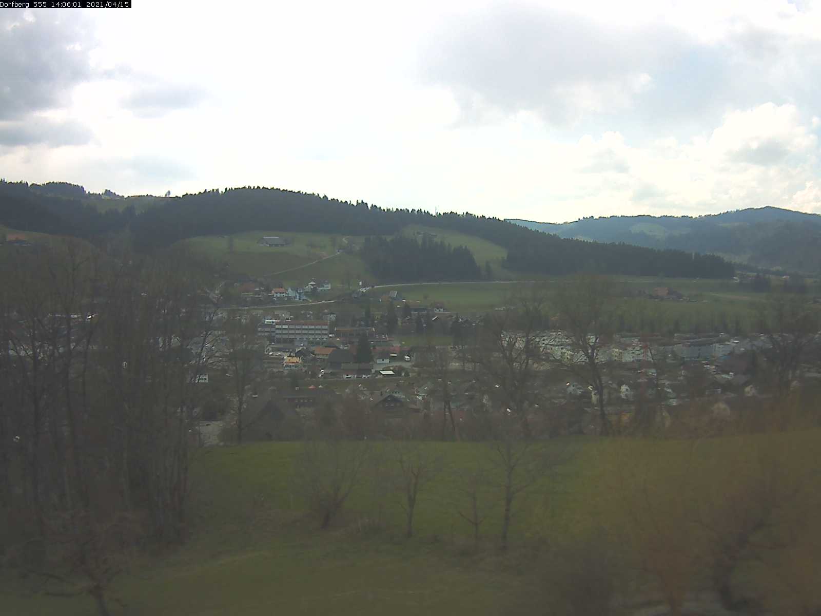 Webcam-Bild: Aussicht vom Dorfberg in Langnau 20210415-140601