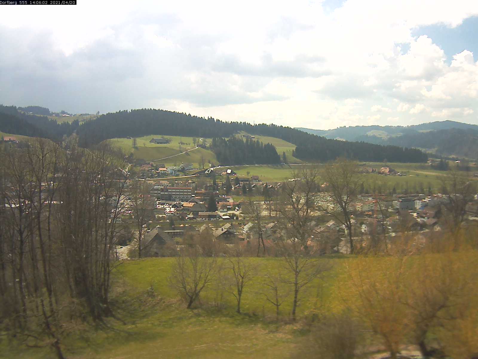 Webcam-Bild: Aussicht vom Dorfberg in Langnau 20210420-140601