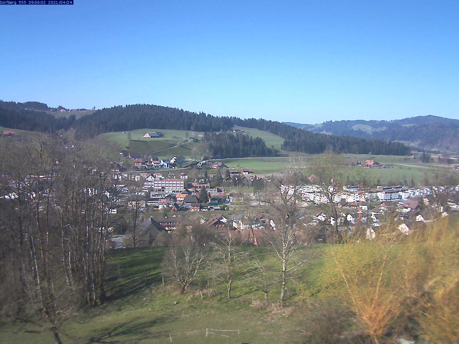 Webcam-Bild: Aussicht vom Dorfberg in Langnau 20210424-090601