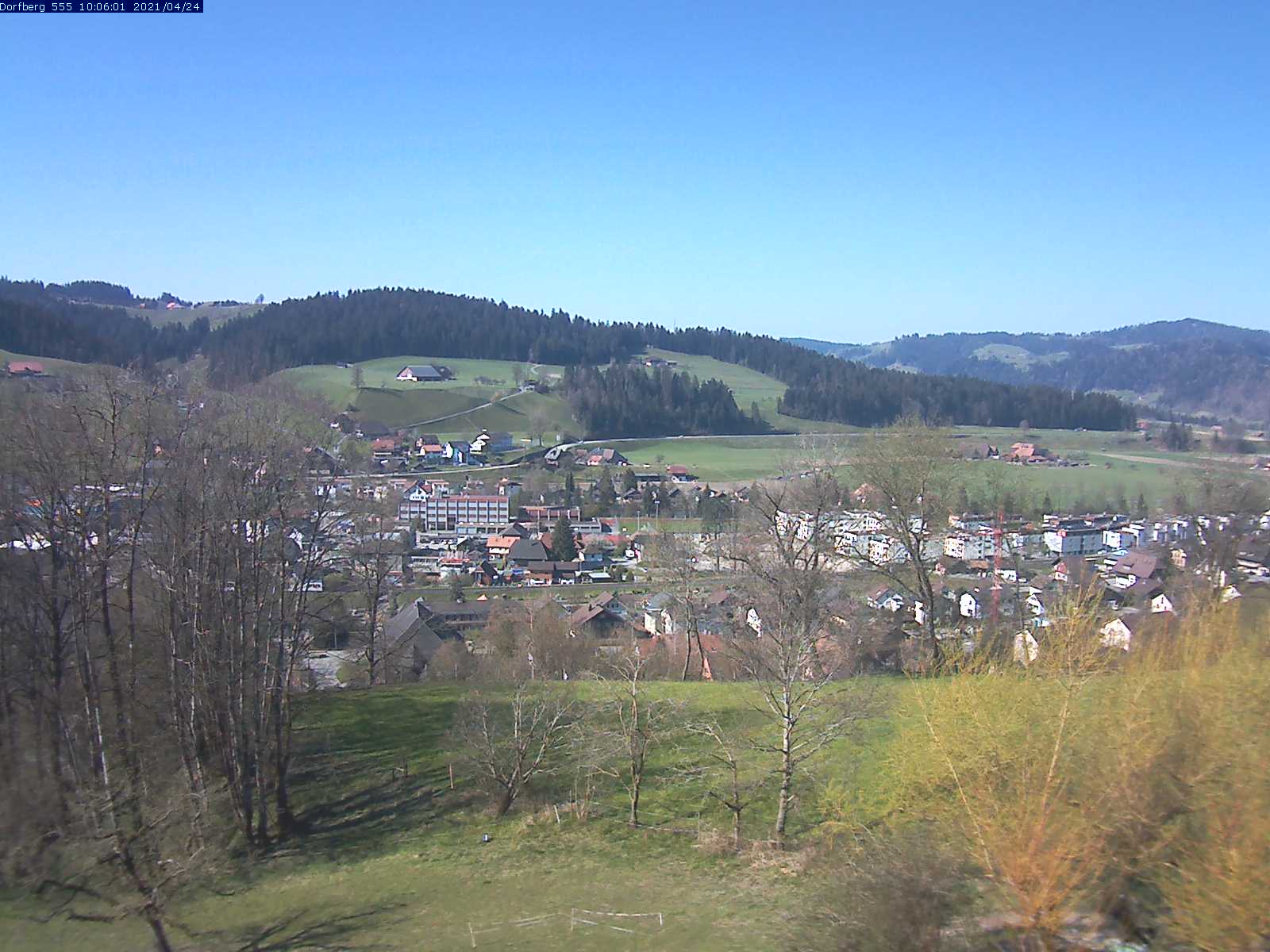 Webcam-Bild: Aussicht vom Dorfberg in Langnau 20210424-100601
